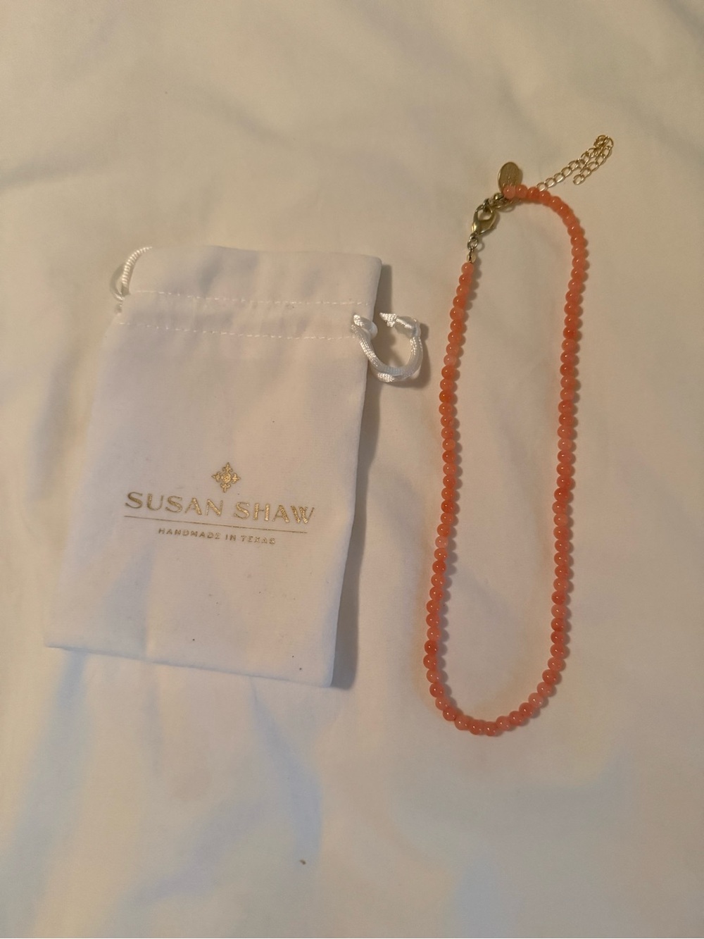 Susan Shaw coral colored Alys beaded Necklace with Gold-Tone Clasp - Picture 4 of 4